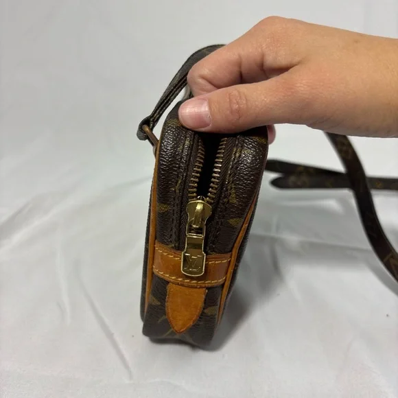 Louis Vuitton Dark Brown Monogram Crossbody Bag - Picture 3 of 5